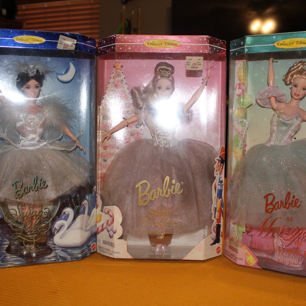 🎁 Vintage Barbie Mystery Box – 1 NIB Doll from 1989–2013 🎀 - Picture 11 of 16
